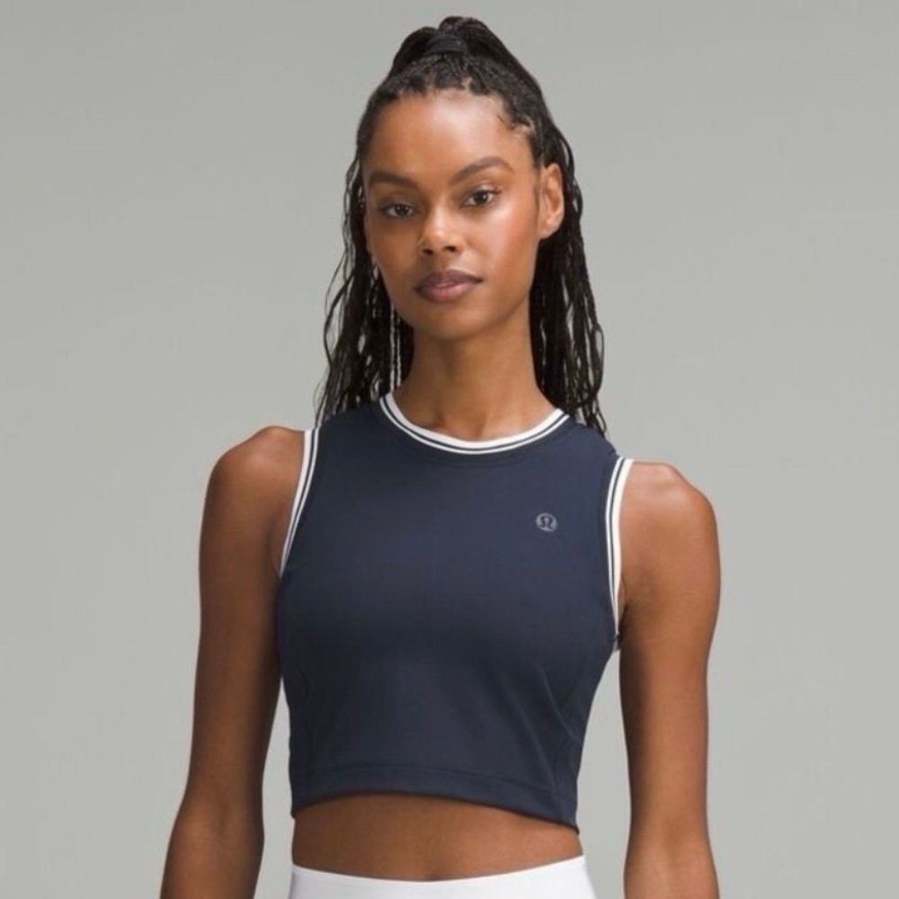 NWOT lululemon Varsity Cropped Tennis Tank Top, B/C Cup in Navy (Size 6)
